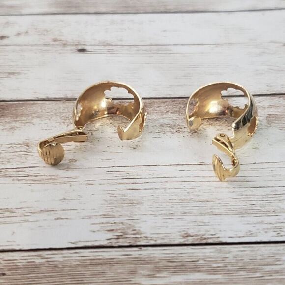 Vintage Clip On Earrings - Unusual Chunky Gold Tone Hoops with Cut Out Design - Picture 5 of 5